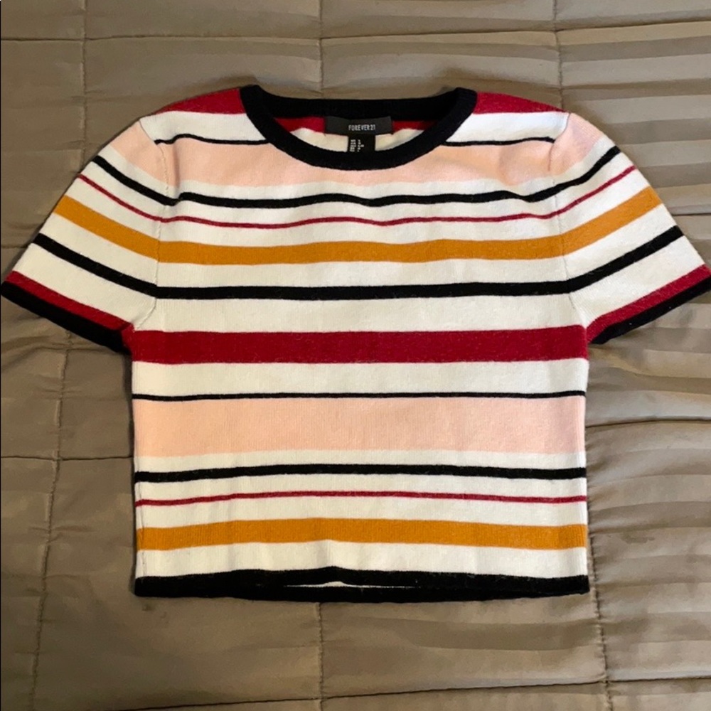 Sweater material cropped shirt